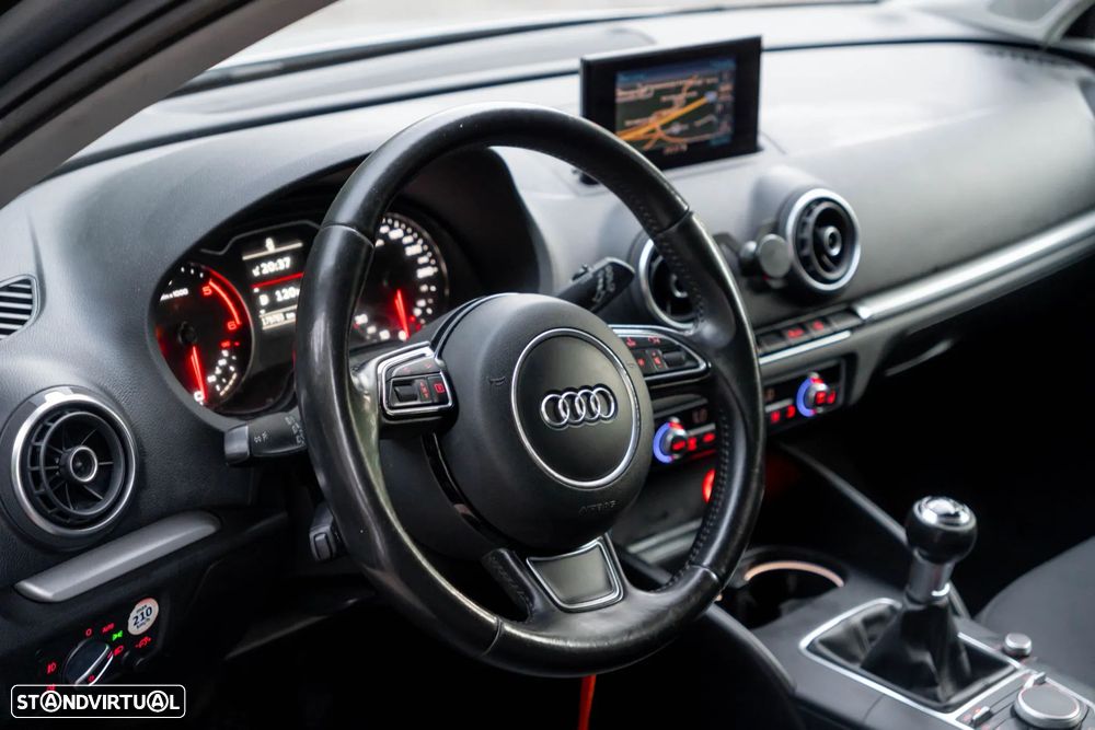 Audi A3 Sportback 1.6 TDI (clean diesel) Attraction - 38