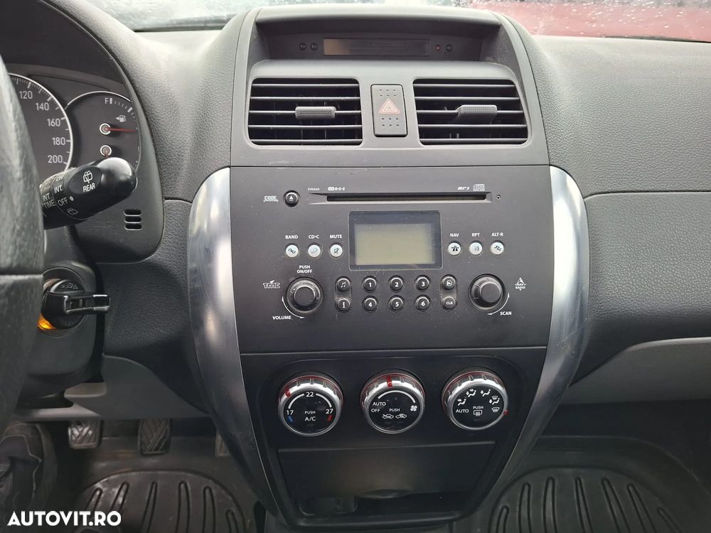 Suzuki SX4 1.6 VVT 4x2 Comfort Dance - 8