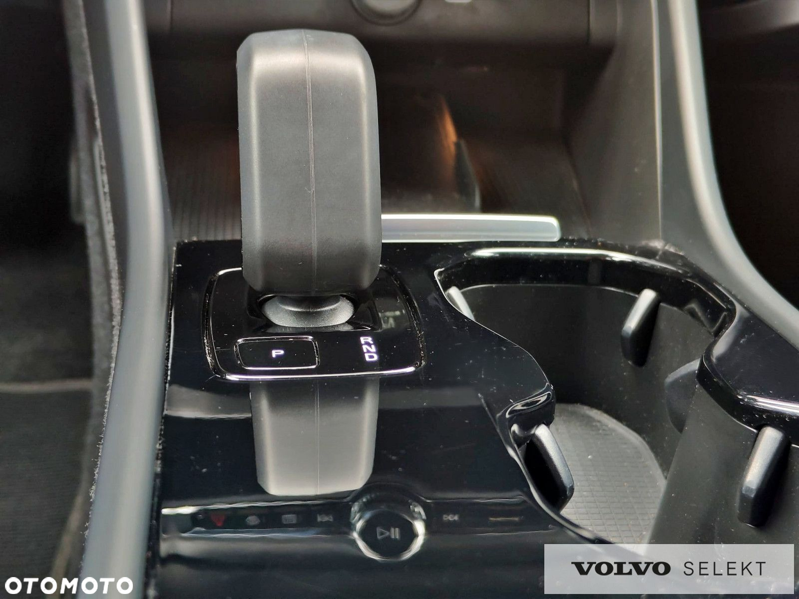 Volvo XC 40 - 32