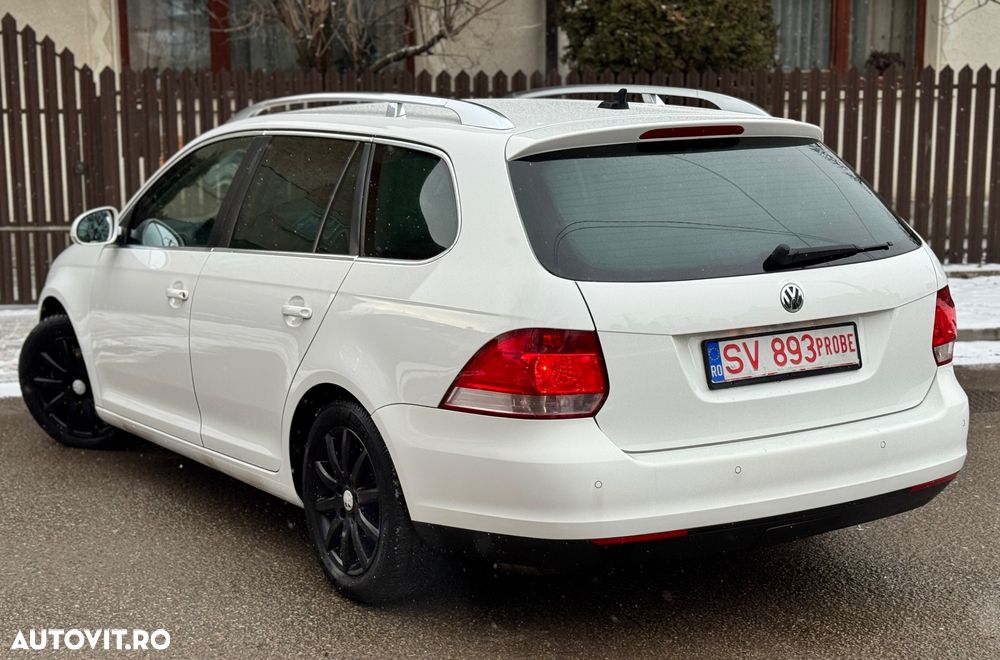 Volkswagen Golf 2.0 TDI DPF BlueMotion Technology Team - 2