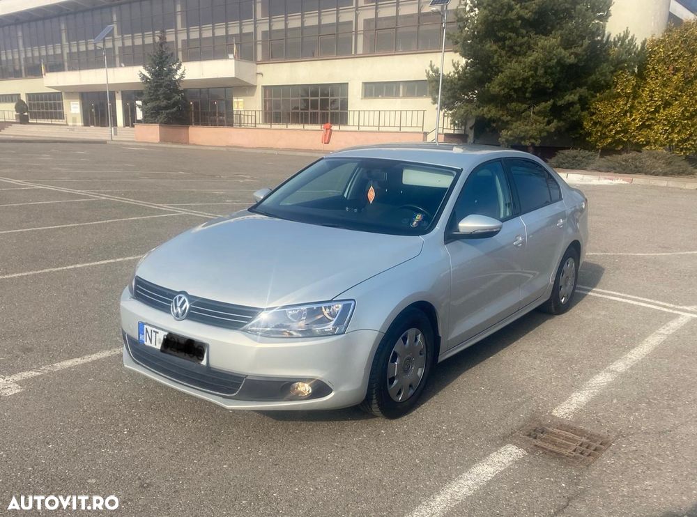Volkswagen Jetta - 9