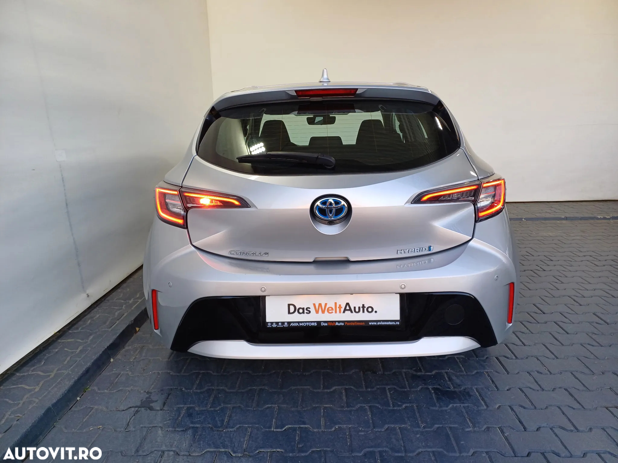 Toyota Corolla 1.8 HSD Active - 25