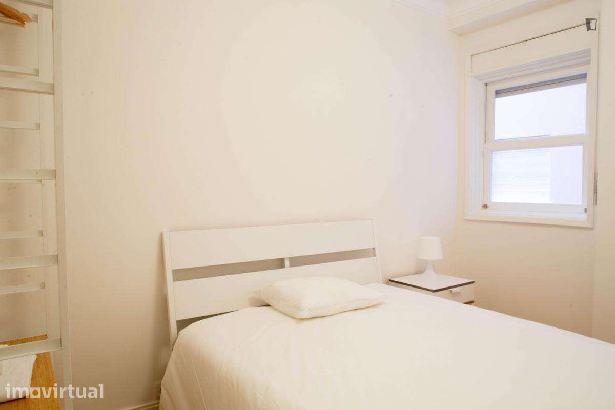 Quarto - localizado em Cedofeita Porto - Grande imagem: 2/24