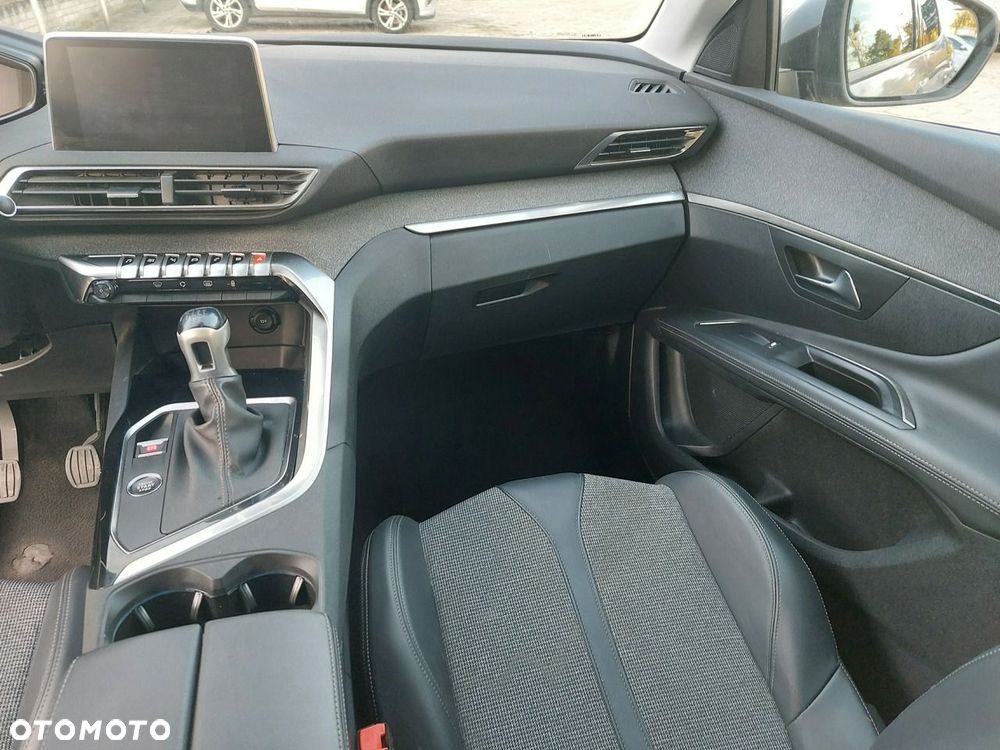 Peugeot 3008 2020