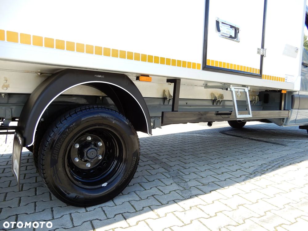 Mercedes-Benz Sprinter 519 CDI 190 KM Chłodnia -29*C+20*C V230 Funkcja Grzania 10.E.Palet Boczne Drzwi Izoterma LAMAR Agregat Carrier XARIOS 350 Stan Jak Nowy POLECAM - 18