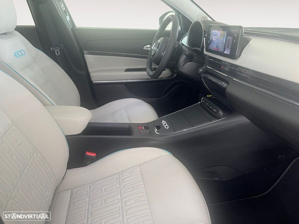 Fiat 600 1.2 Hybrid La Prima - 15