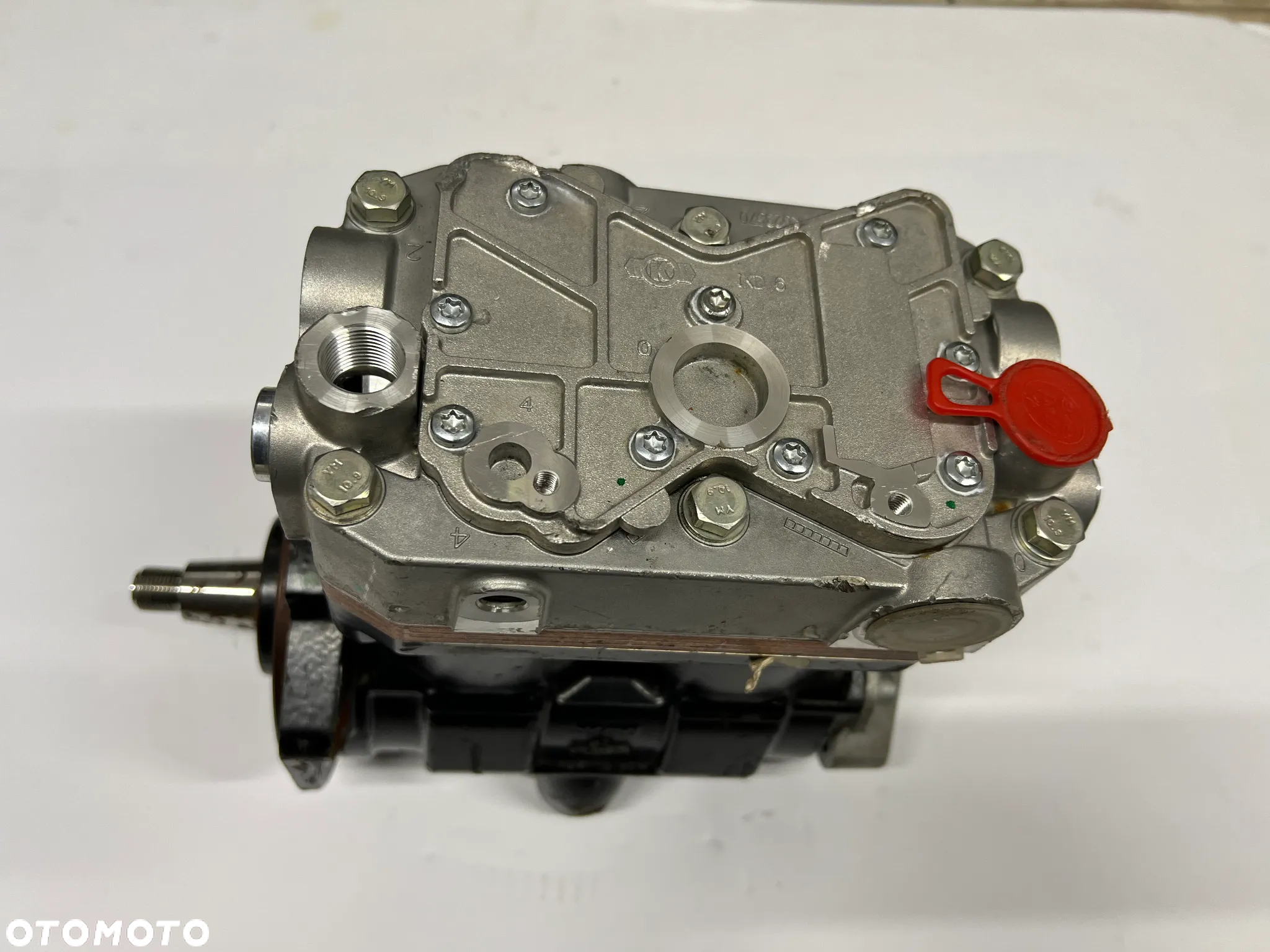 Iveco Starlis kompresor powietrza LK4935 504353253 nowy - 2
