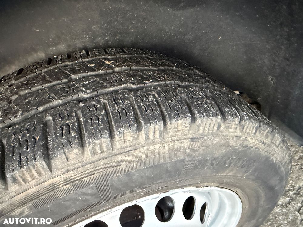 Volkswagen Transporter - 11