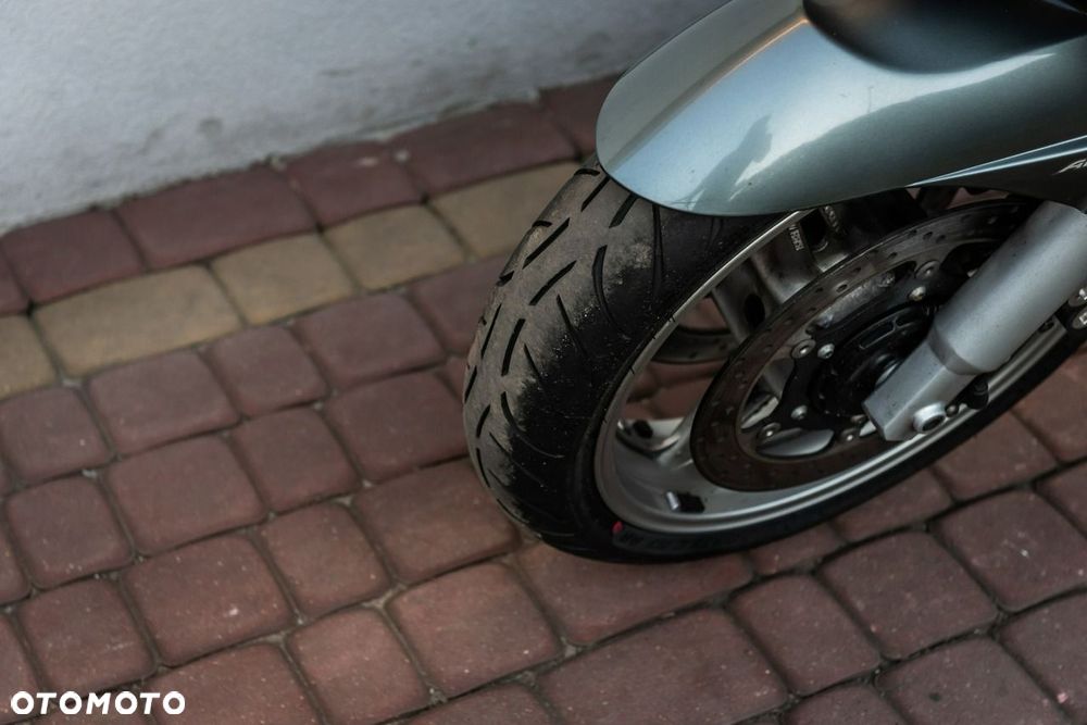Yamaha FJR - 7