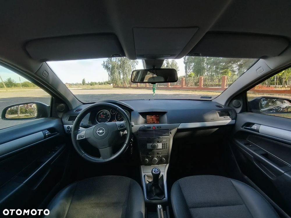 Opel Astra 1.7 CDTI Edition - 11