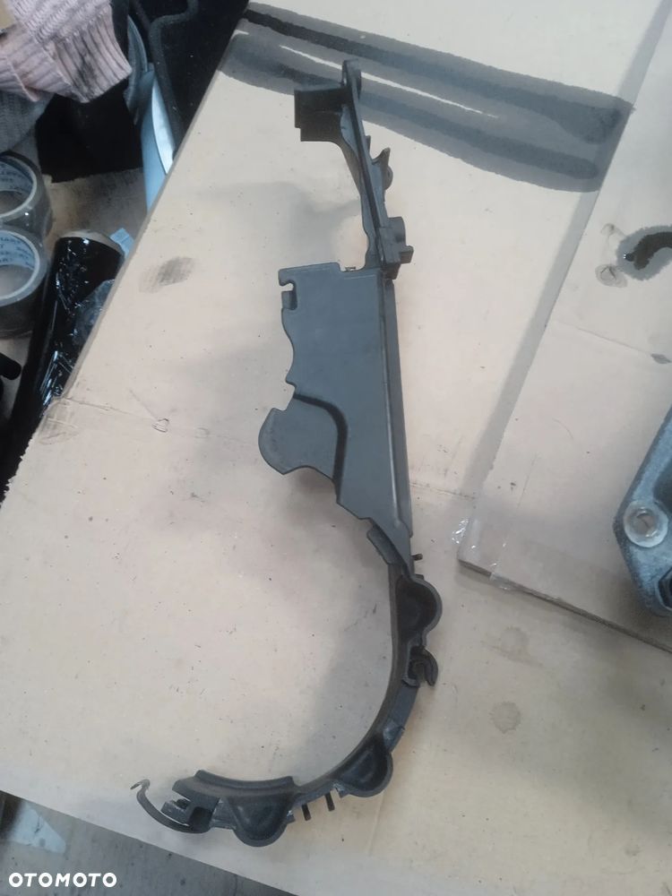 Obudowa paska 4.2TDI 057109093H - 1