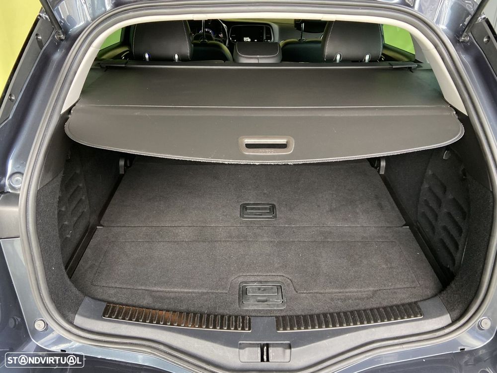 Renault Mégane Sport Tourer 1.5 Blue dCi Bose Edition EDC - 26