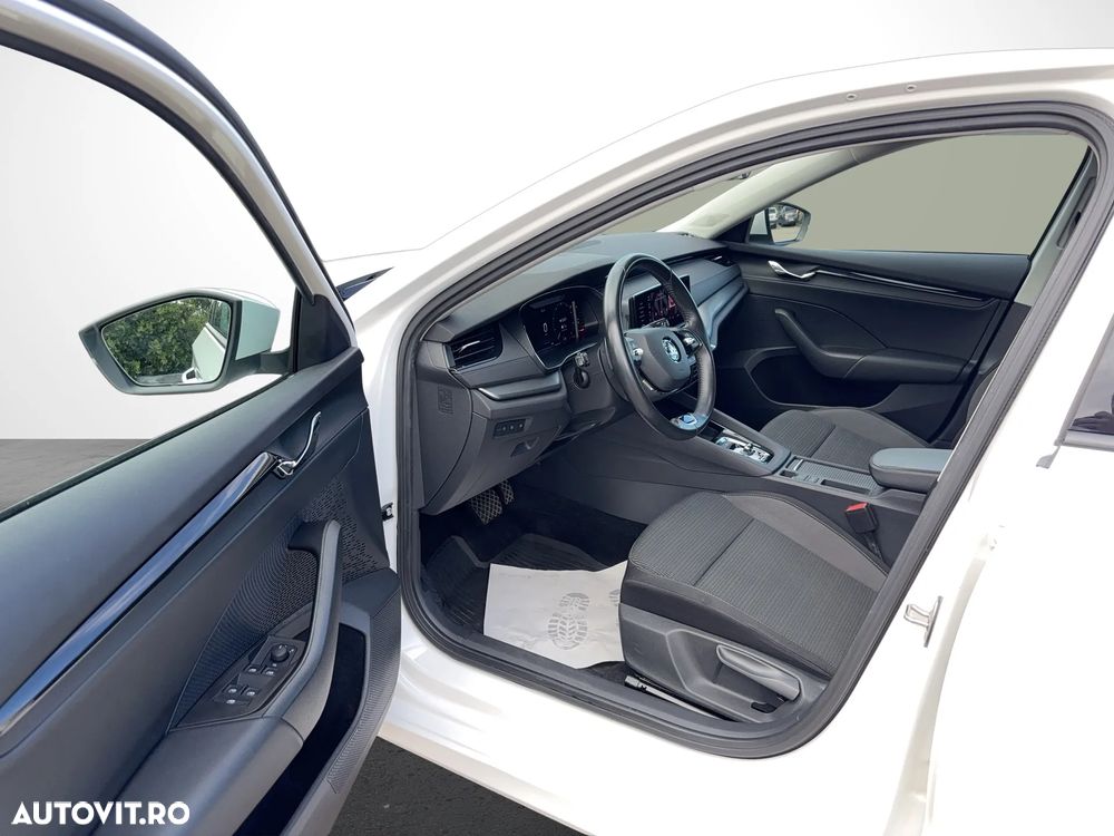 Skoda Octavia 2.0 TDI DSG Ambition - 11