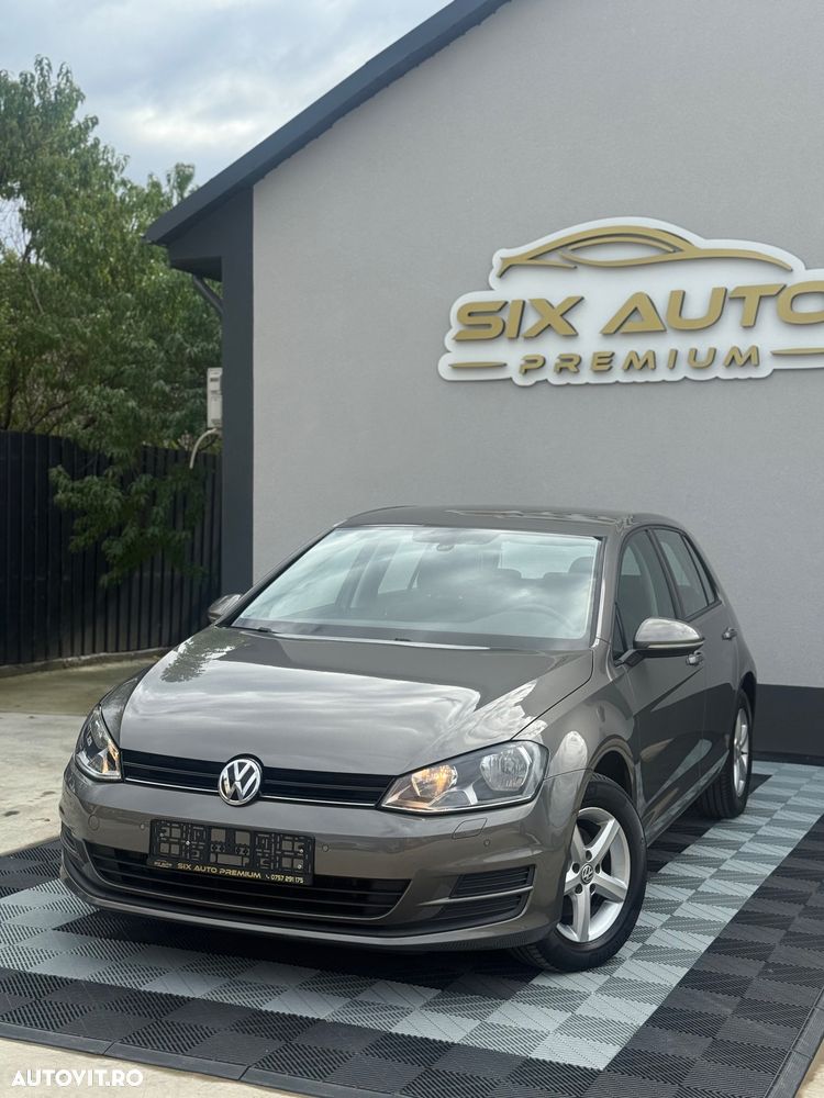 Volkswagen Golf - 3