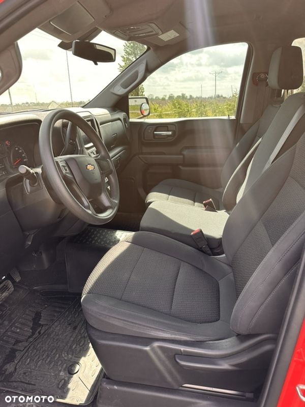 Chevrolet Silverado - 13