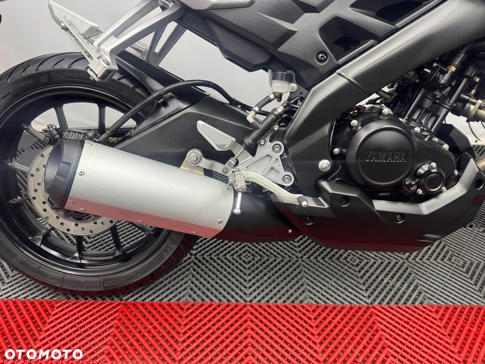 Yamaha MT - 30