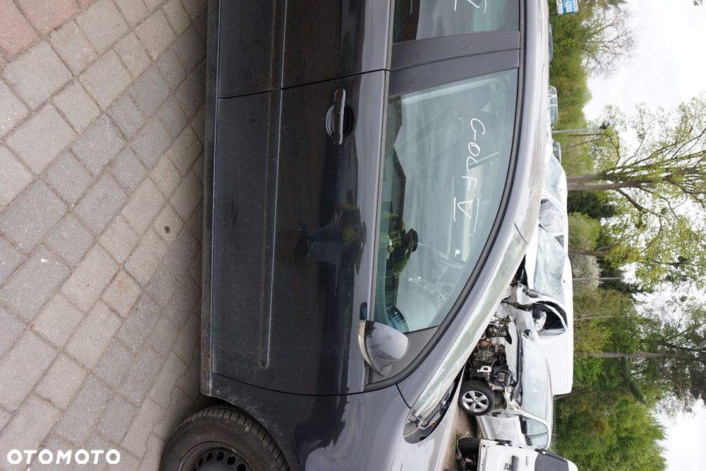 DRZWI PRZEDNIE PRAWE GOLF V 5D HB LC9Z  CZARNY VOLKSWAGEN 2003-2009 - 1
