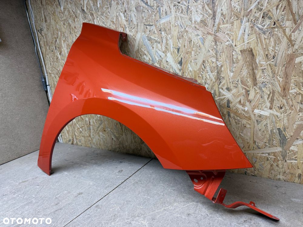 BŁOTNIK PRZÓD PRAWY PRZEDNI PRAWY OPEL CORSA F POMARAŃCZOWY - 29