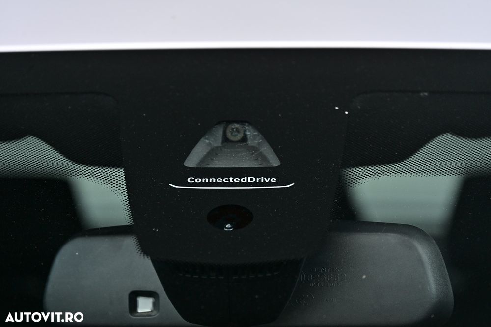 BMW Seria 3 320d xDrive DPF Aut. Edition Lifestyle - 15