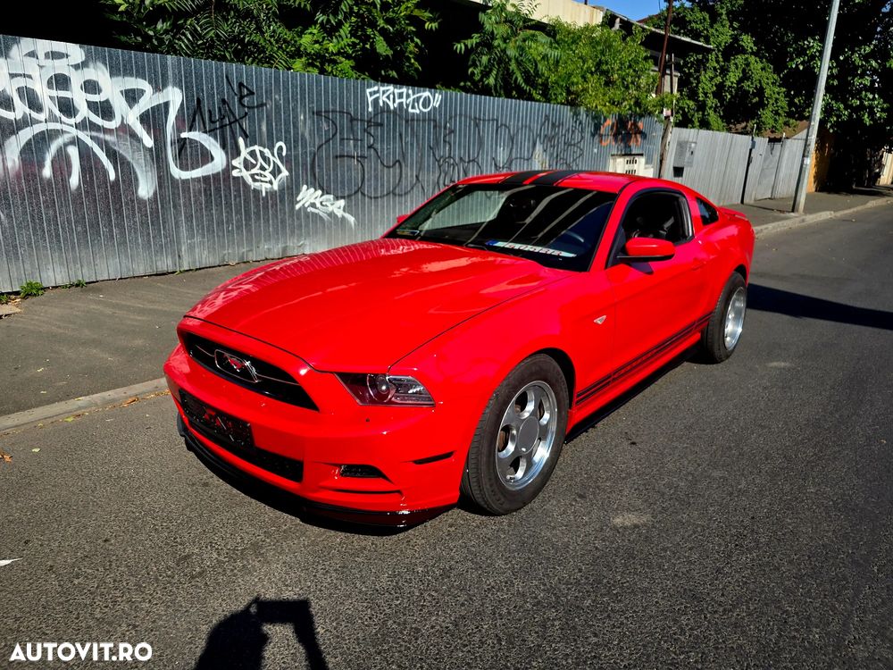 Ford Mustang - 2