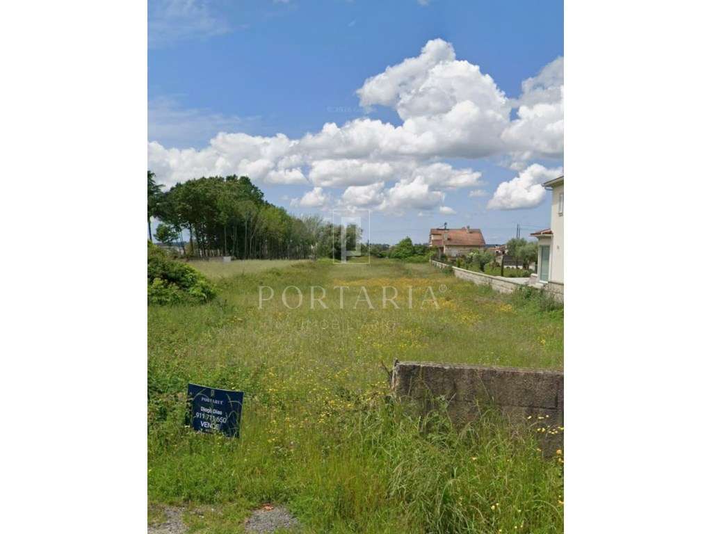 Terreno Urbano com Projeto Aprovado em Assequins, Águeda - Grande imagem: 2/14