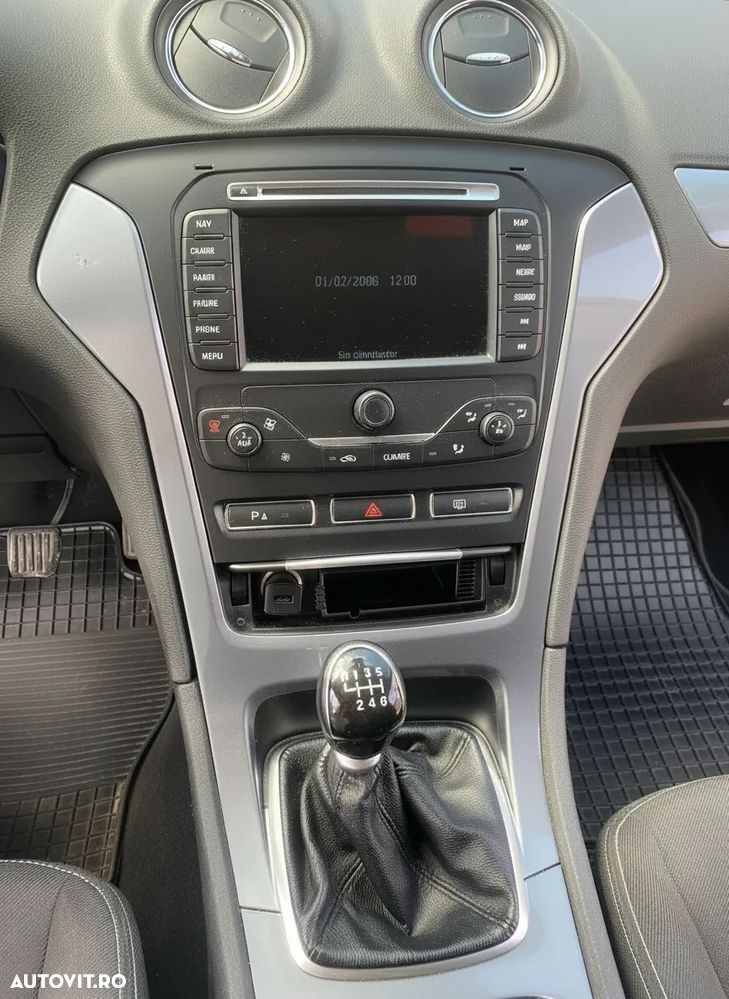 Ford Mondeo - 9