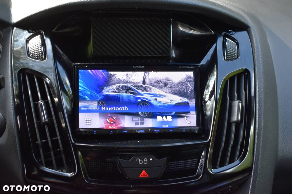 Ford Focus 2.0 EcoBoost ST mit Leder-Sport-Paket - 17