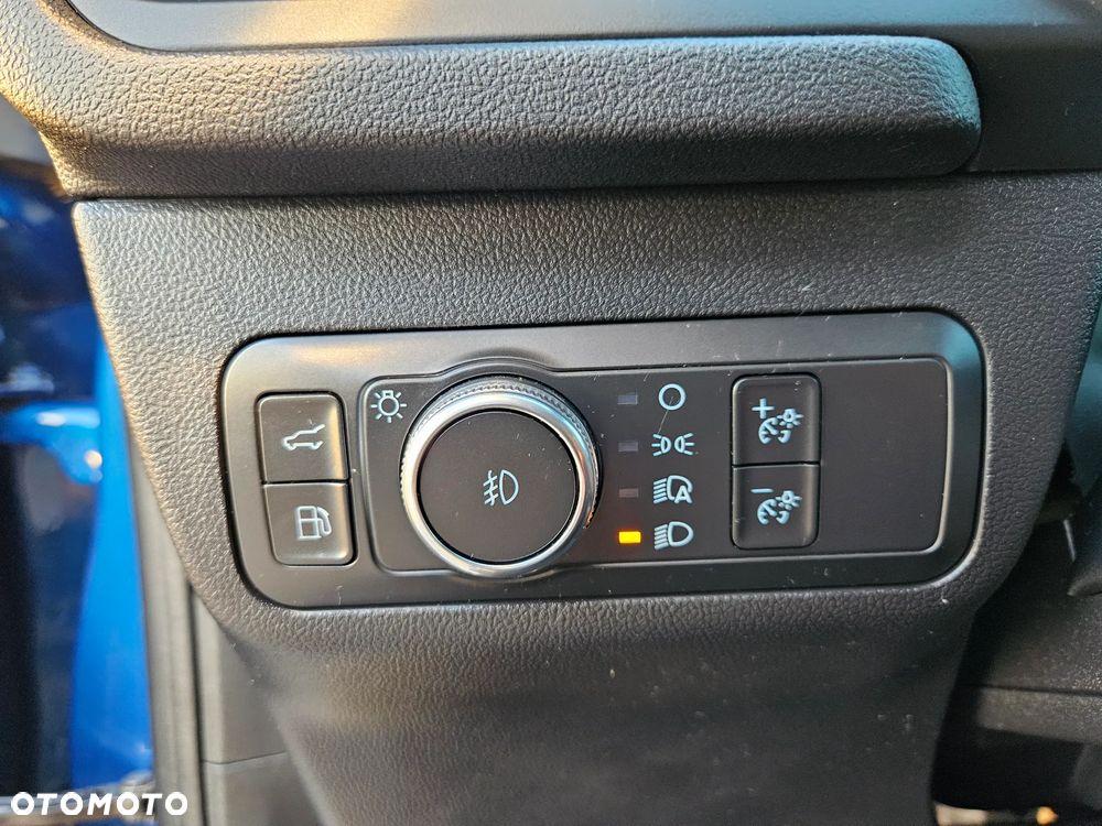 Ford Kuga 2.5 Duratec FHEV TITANIUM - 31