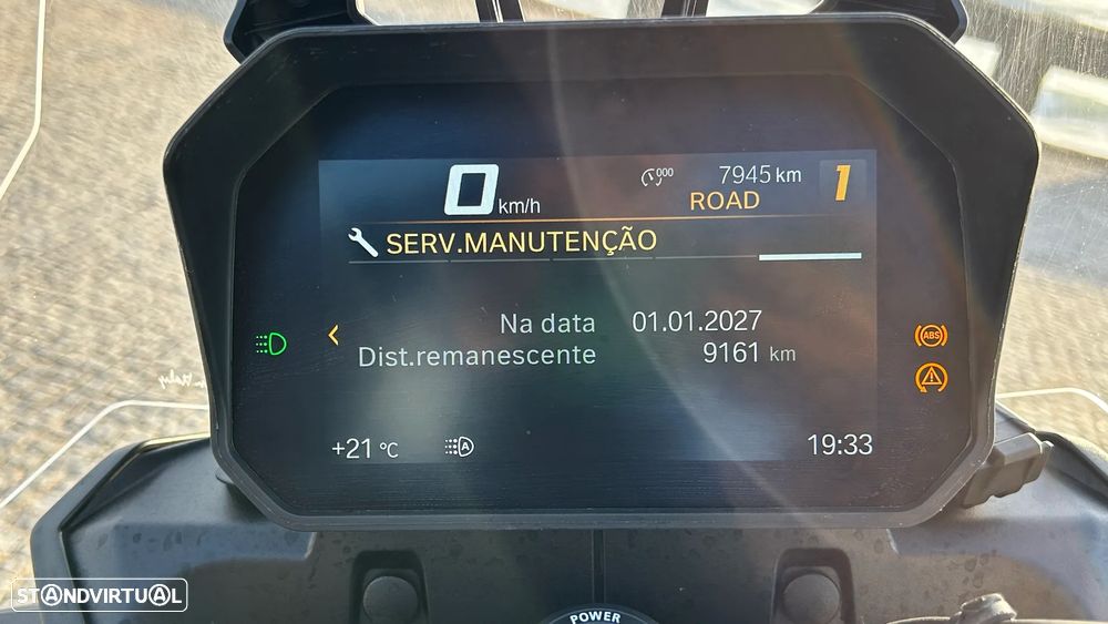 BMW F 900 GS Lightwhite / Racing Blue Metalizado (Versão GS Trophy) - 26