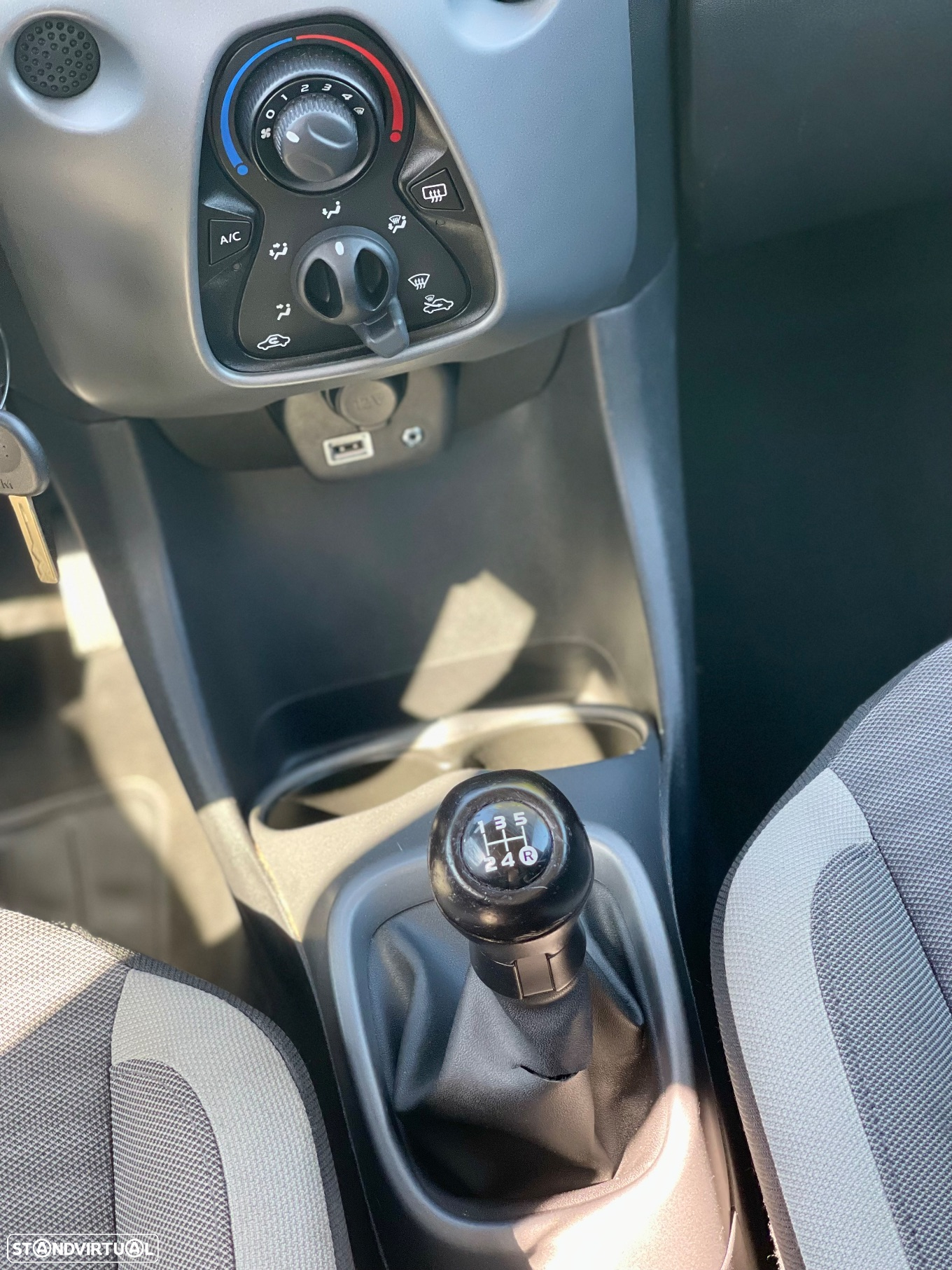 Toyota Aygo 1.0 X-Play+X-Touch - 21