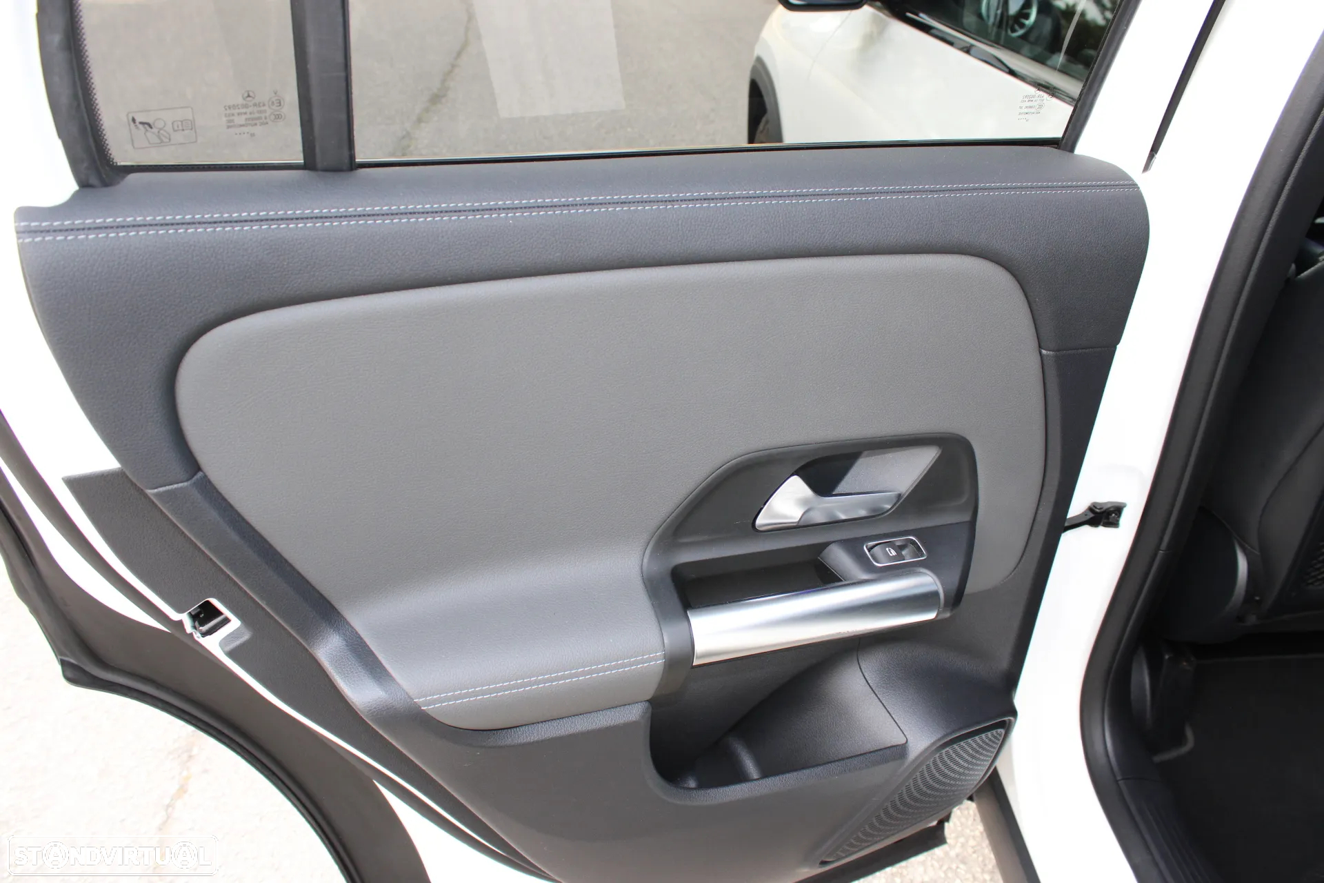 Mercedes-Benz GLA 200 AMG Line - 19