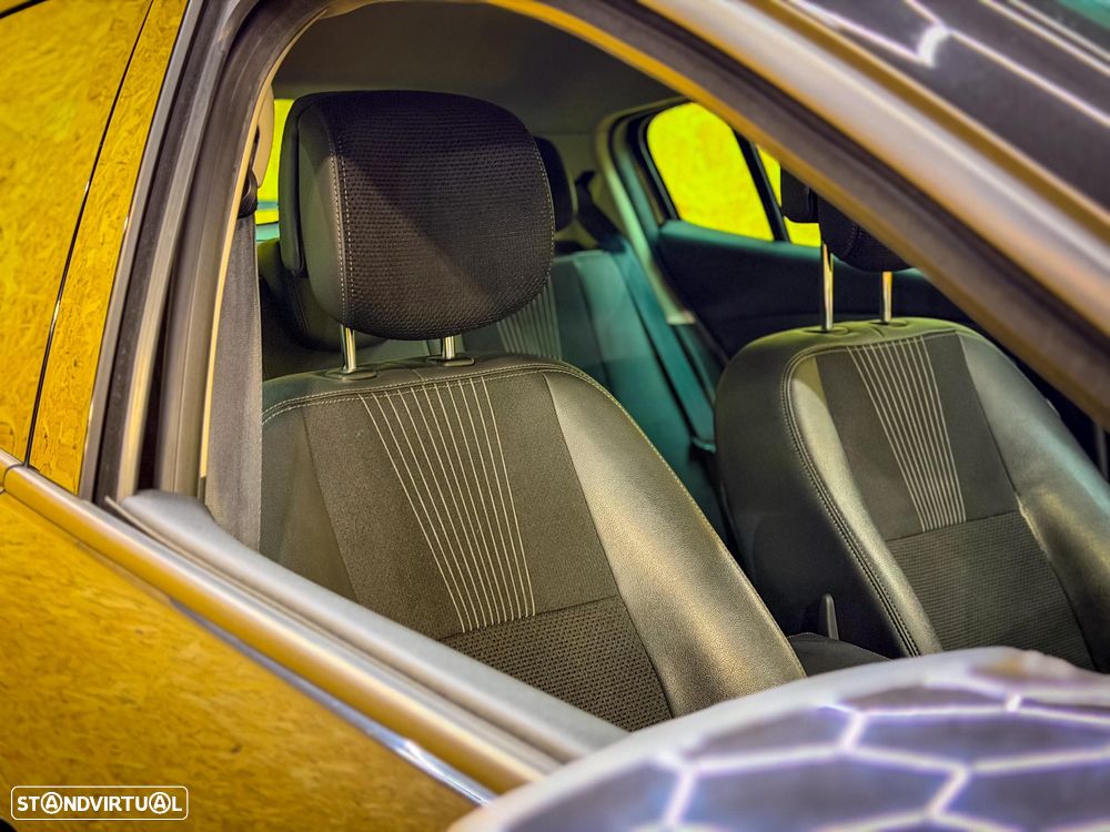 Renault Mégane 1.5 dCi Dynamique - 11