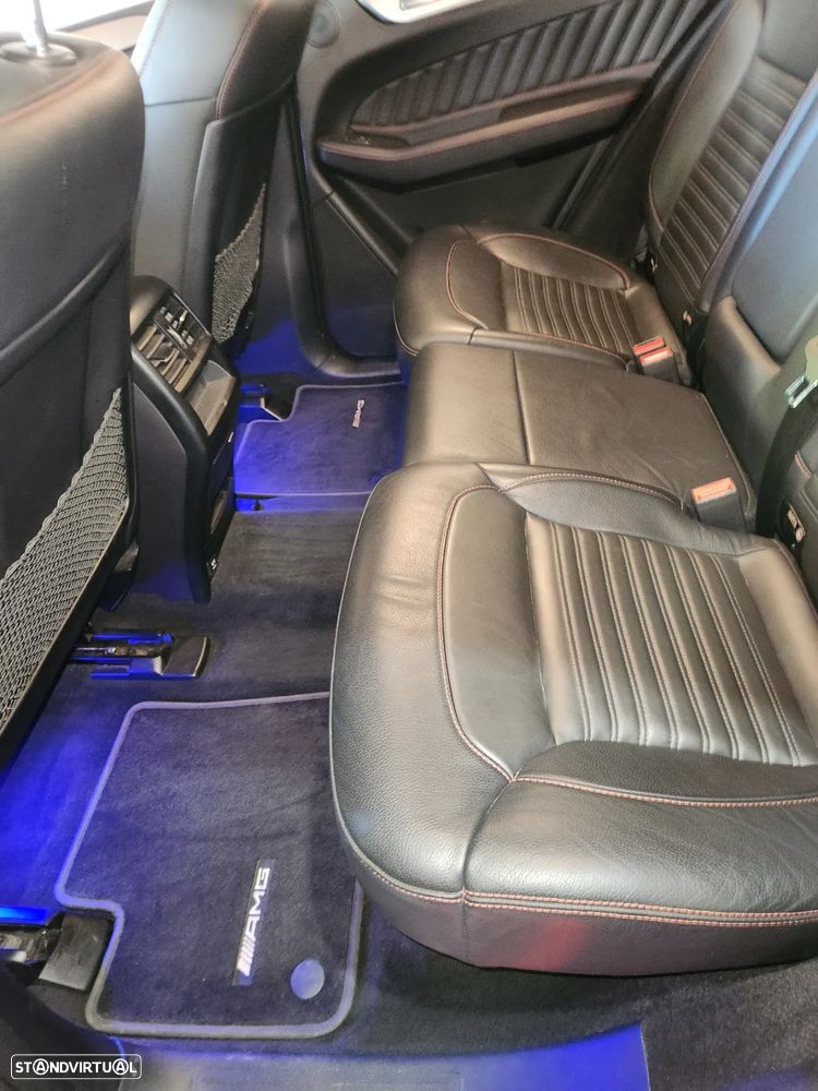 Mercedes-Benz GLE 350 d 4Matic 9G-TRONIC AMG Line - 29