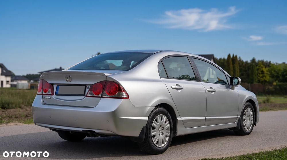 Honda Civic 1.8 Executive - 4
