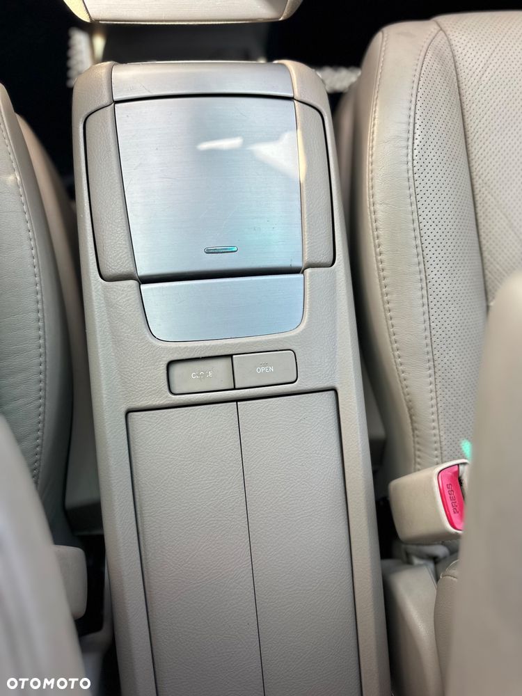 Lexus RX 400h Prestige - 30