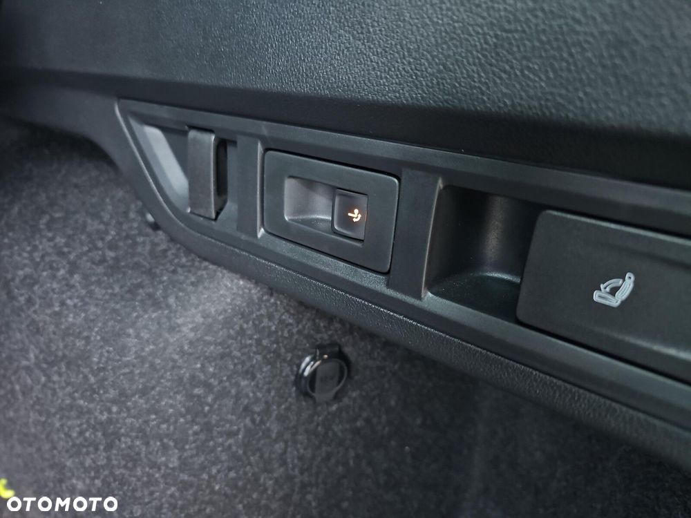 Skoda Octavia 2.0 TDI Sportline DSG - 17