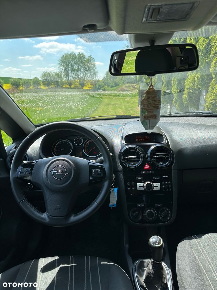 Opel Corsa 1.4 16V Edition 111 Jahre - 10