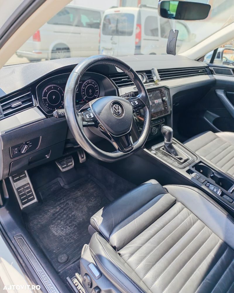 Volkswagen Passat Alltrack - 6