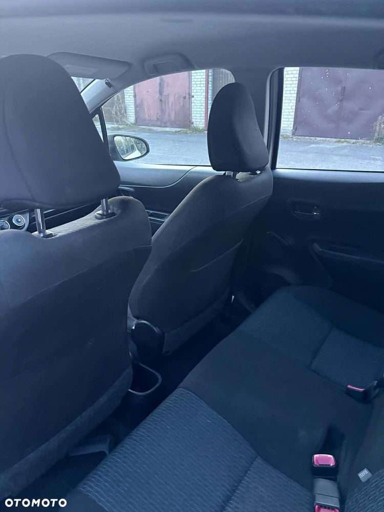 Toyota Yaris 1.4 D-4D Active - 11