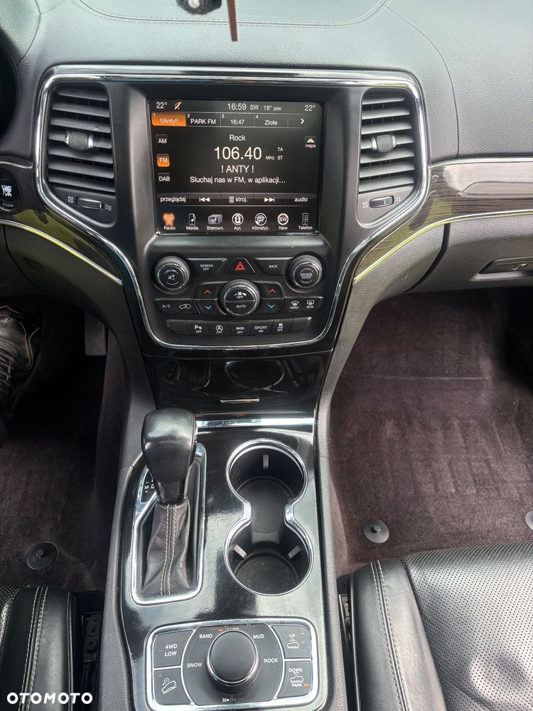 Jeep Grand Cherokee 3.0 CRD Overland Summit EU6 - 22