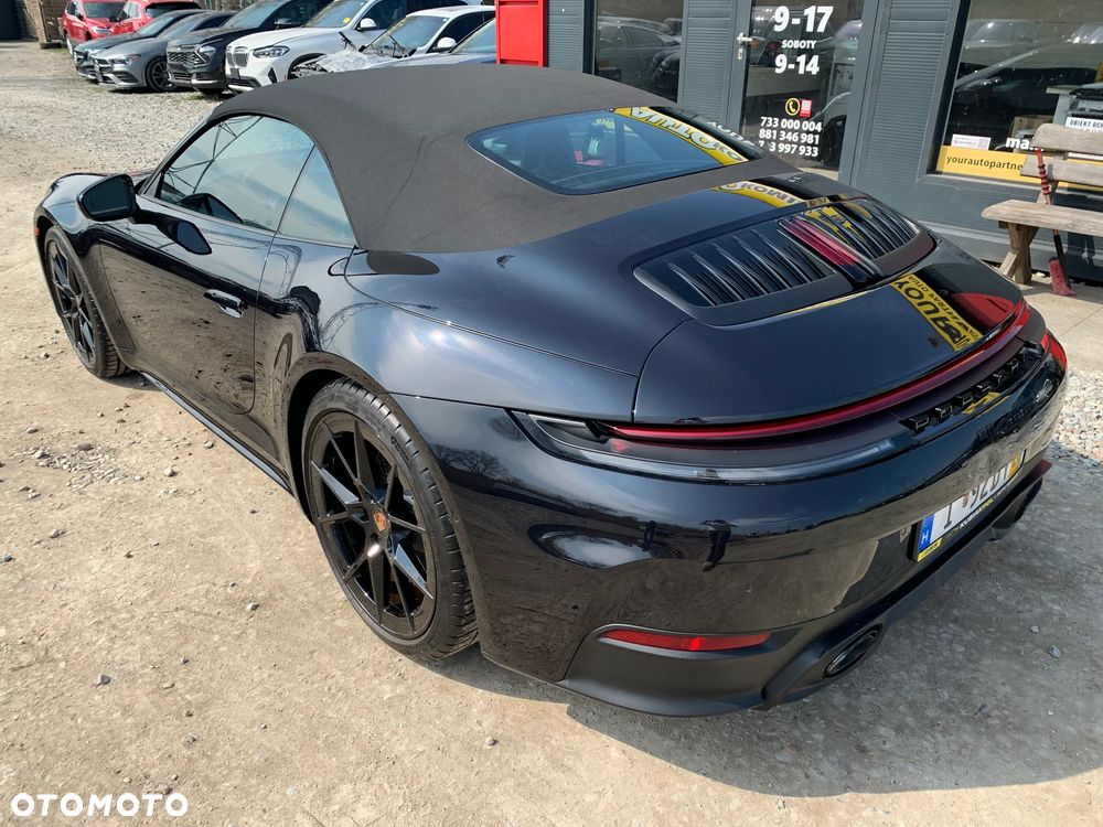 Porsche 911 Carrera PDK - 4