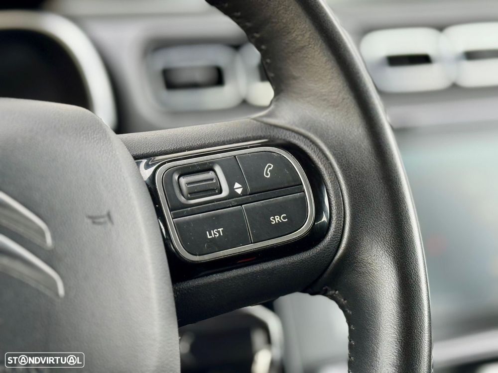 Citroën C3 1.2 PureTech Shine EAT6 - 31