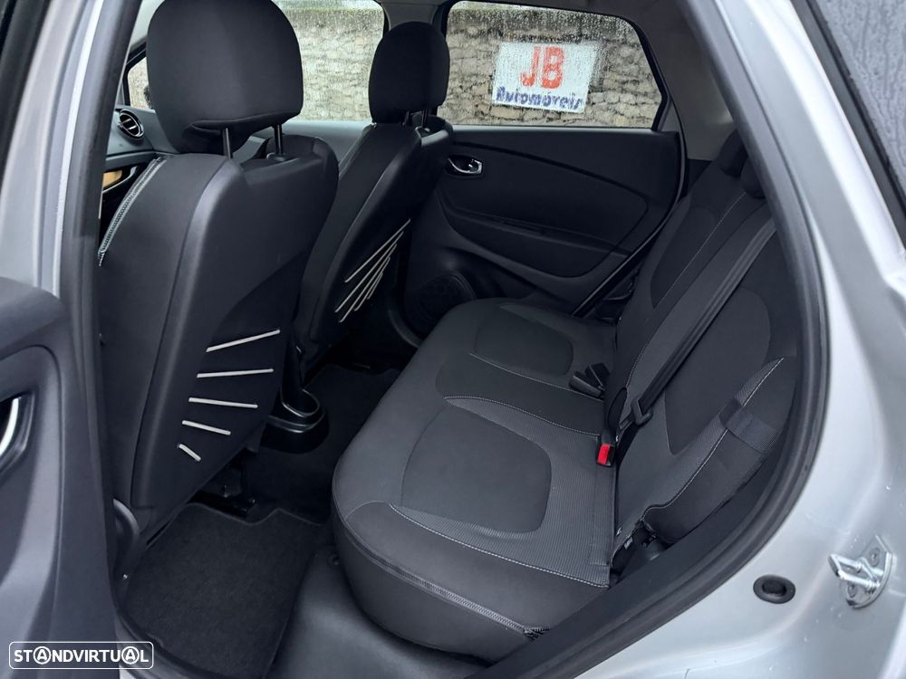Renault Captur 0.9 TCE Exclusive - 11