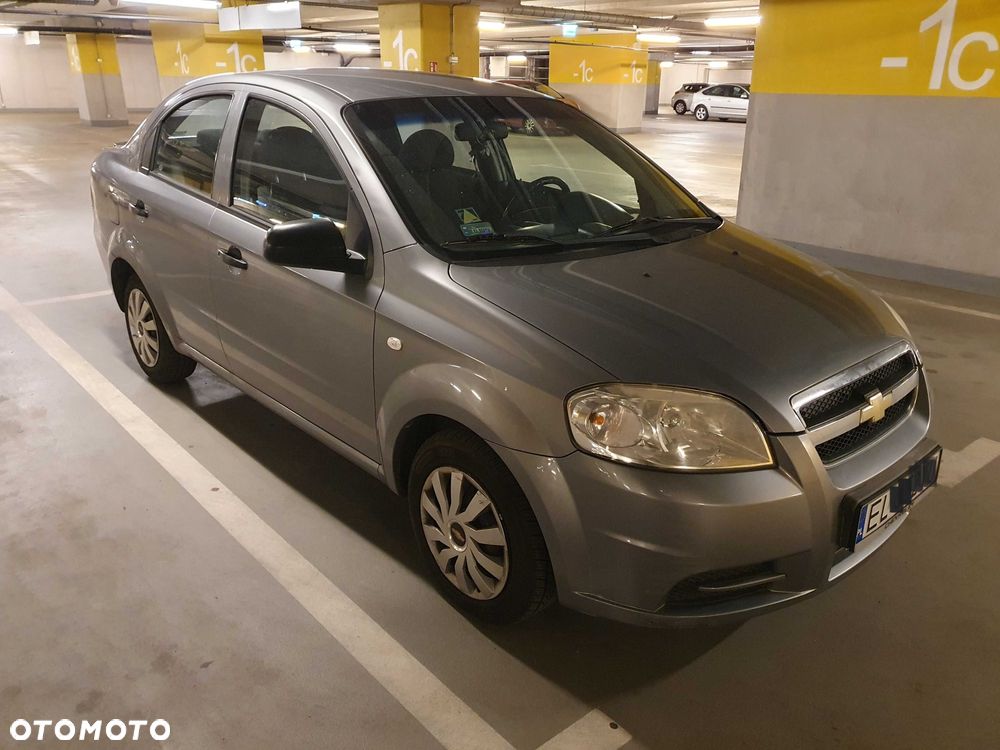 Chevrolet Aveo - 8