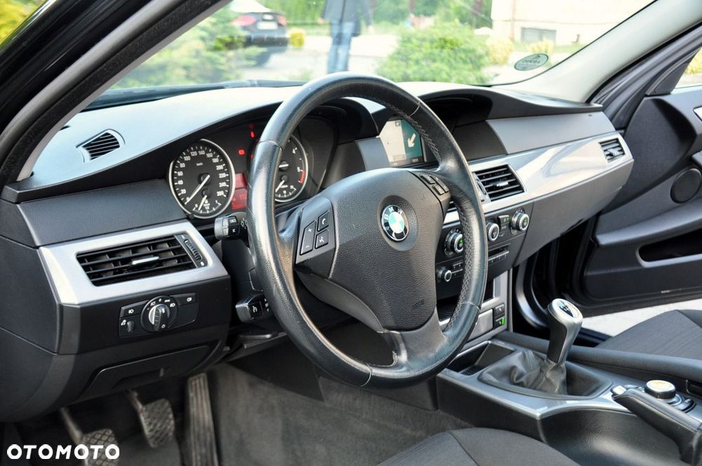 BMW Seria 5 - 23
