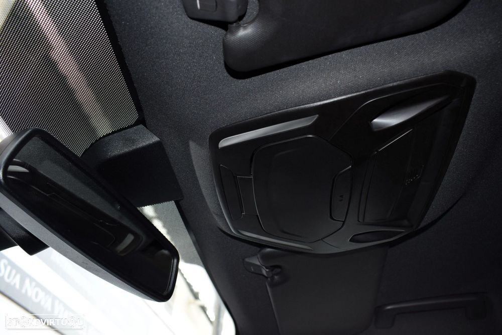 Ford Focus SW 2.0 EcoBoost ST - 31