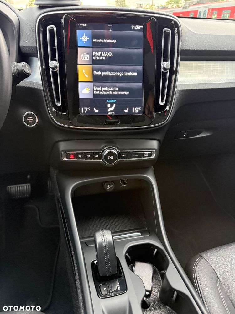 Volvo XC 40 T5 AWD R-Design - 28