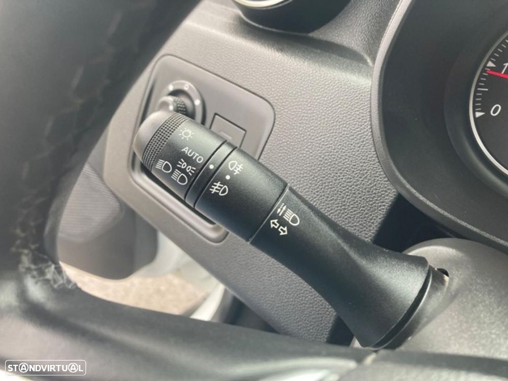 Dacia Duster 1.5 Blue dCi Prestige 4WD - 19