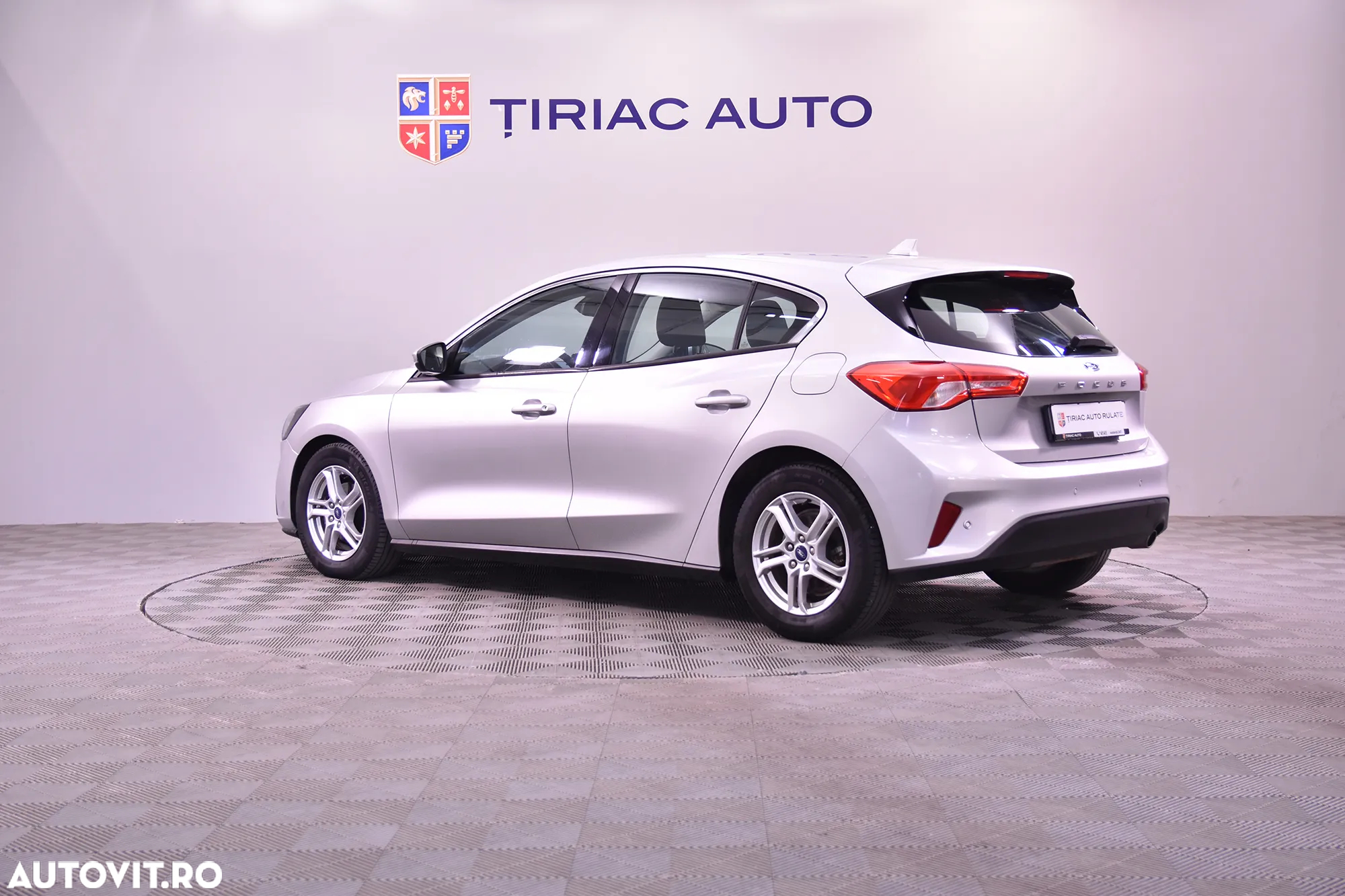 Ford Focus - 3