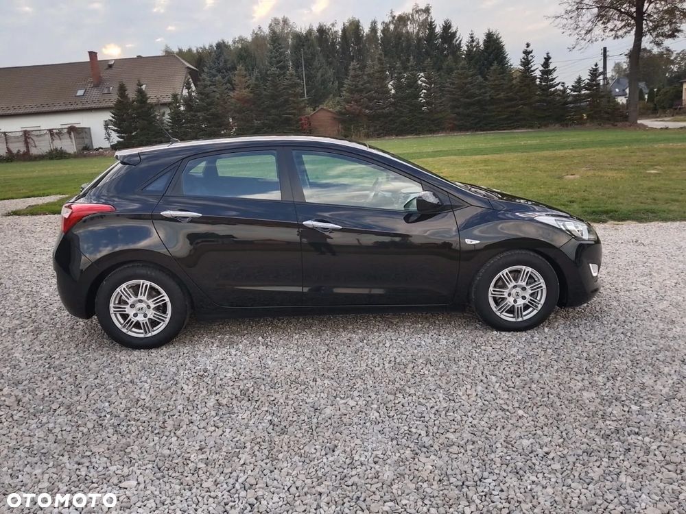 Hyundai i30 1.4 CRDi Comfort - 25